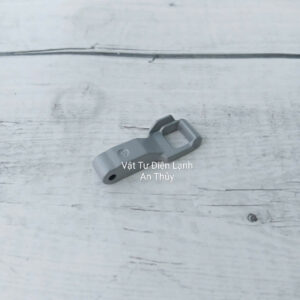 Chốt móc khóa cửa máy giặt LG