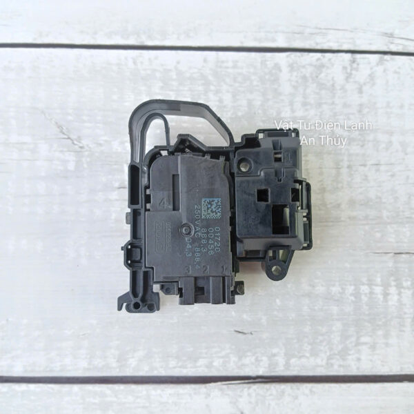 Công Tắc Khóa Cửa Máy Giặt TCL - AQUA - HAIER - PANASONIC - SAMSUNG Đời Mới Màu Đen Loại Bắt Vít eg380869.1
