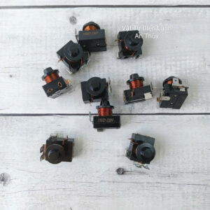 Rơ le cơ khởi động block tủ lạnh 3 chân 1/8hp