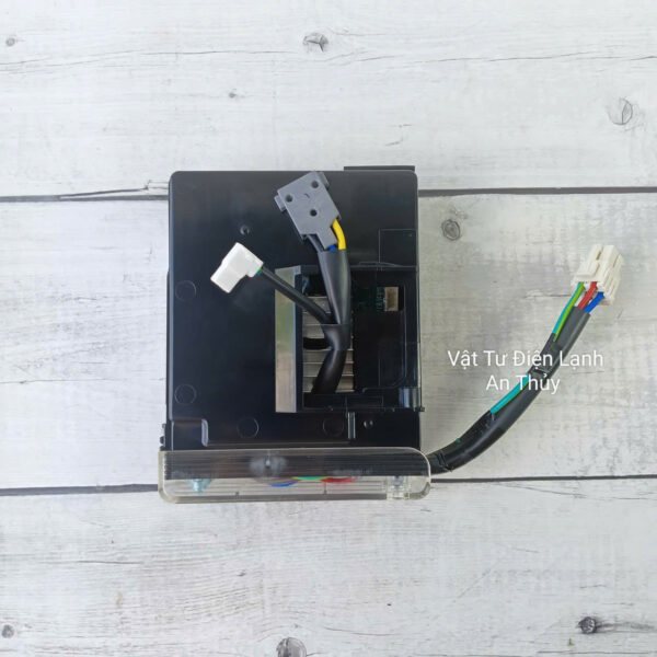 Bo mạch công suất tủ đông Sanaky mã BSA075NHMV