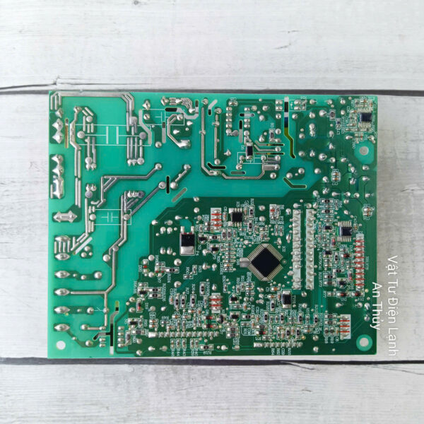 Bo mạch tủ lạnh Aqua Model: AQR-IW338EB