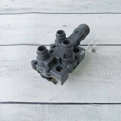 Van cấp nước máy giặt Toshiba 3 cổng 220V chân khuyết