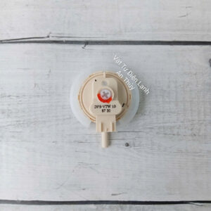 Phao máy giặt Aqua 2 chân đường kích 5.7cm