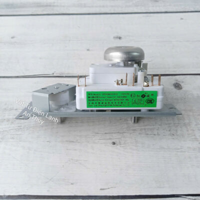 Đồng hồ lò vi sóng 6 chân có nướng 220V Model: VFD35M106 LL EG