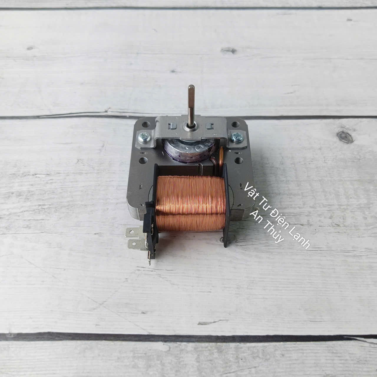 Quạt lò vi sóng loại 2 chân Quạt lò vi sóng loại 2 chân