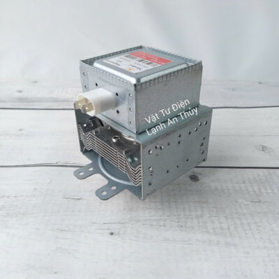 Đèn lò vi sóng chân rời - cùng hướng rắc cắm và hướng sóng ( 7 sóng ) 220V ( 623 )