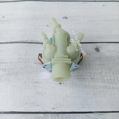 Van cấp nước máy giặt Electrolux 3 cổng 220V chân chéo (Zắc Cắm To)