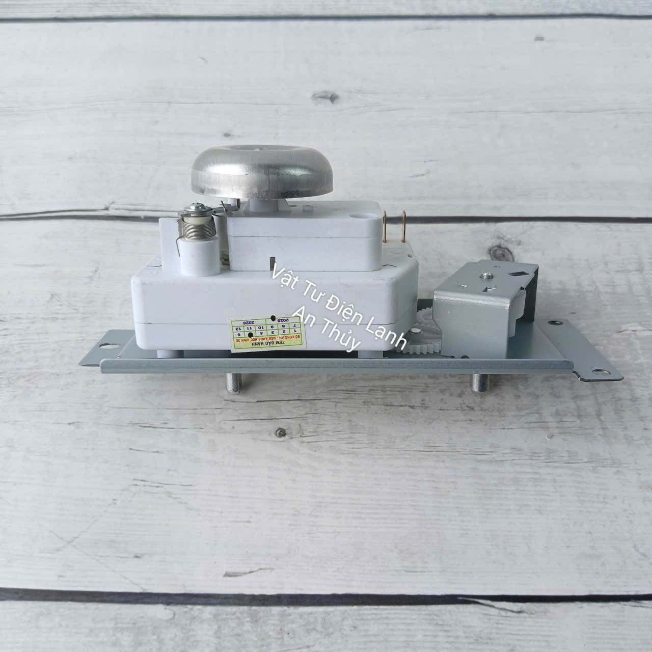 Đồng hồ lò vi sóng 6 chân có nướng 220V Model: VFD35M106 LL EG Đồng hồ lò vi sóng 6 chân có nướng 220V Model: VFD35M106 LL EG