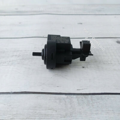 Phao máy giặt Aqua cửa ngang màu đen (V13305)