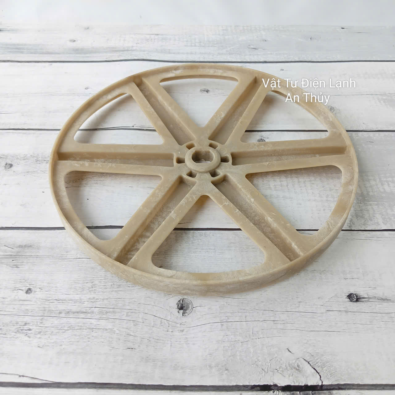 Buli máy giặt Samsung cửa ngang kích thước 30cm bằng nhựa Buli máy giặt Samsung cửa ngang kích thước 30cm bằng nhựa