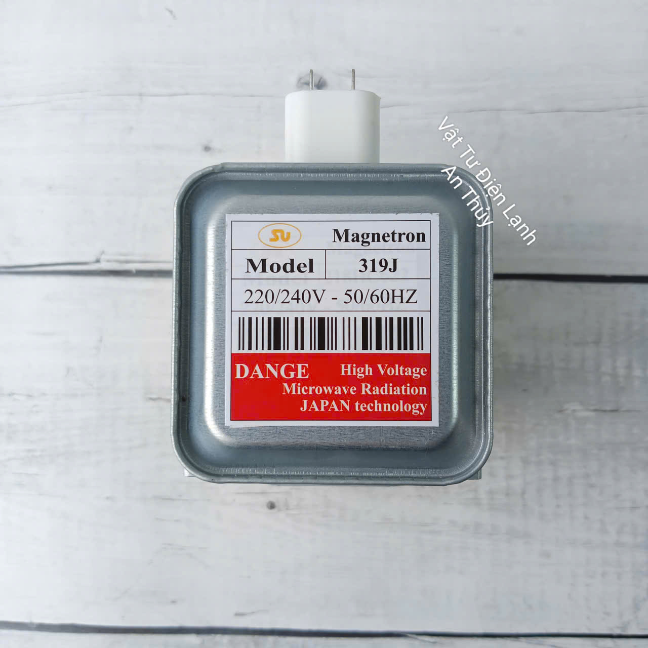 Đèn lò vi sóng nhỏ chân liền - cùng hướng rắc cắm - và hướng sóng ( 6 sóng ) 220V ( 319J ) Đèn lò vi sóng nhỏ chân liền - cùng hướng rắc cắm - và hướng sóng ( 6 sóng ) 220V ( 319J )