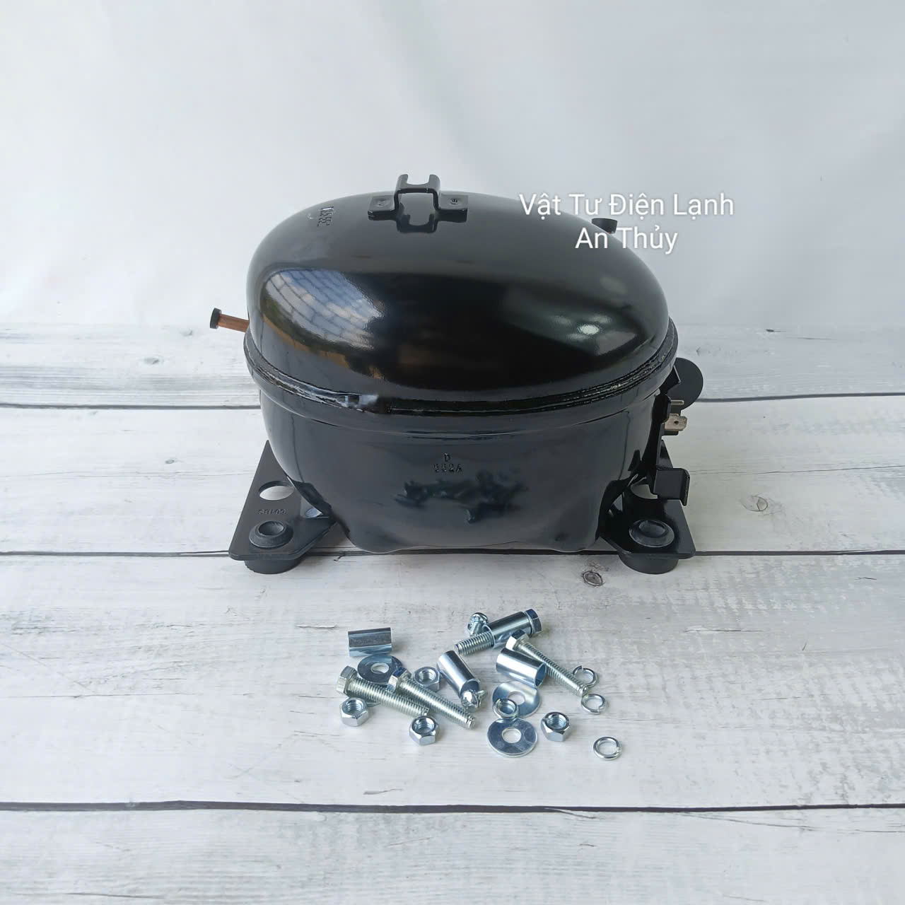 Block tủ lạnh VTB1113Y - Gas R600A Block tủ lạnh VTB1113Y - Gas R600A