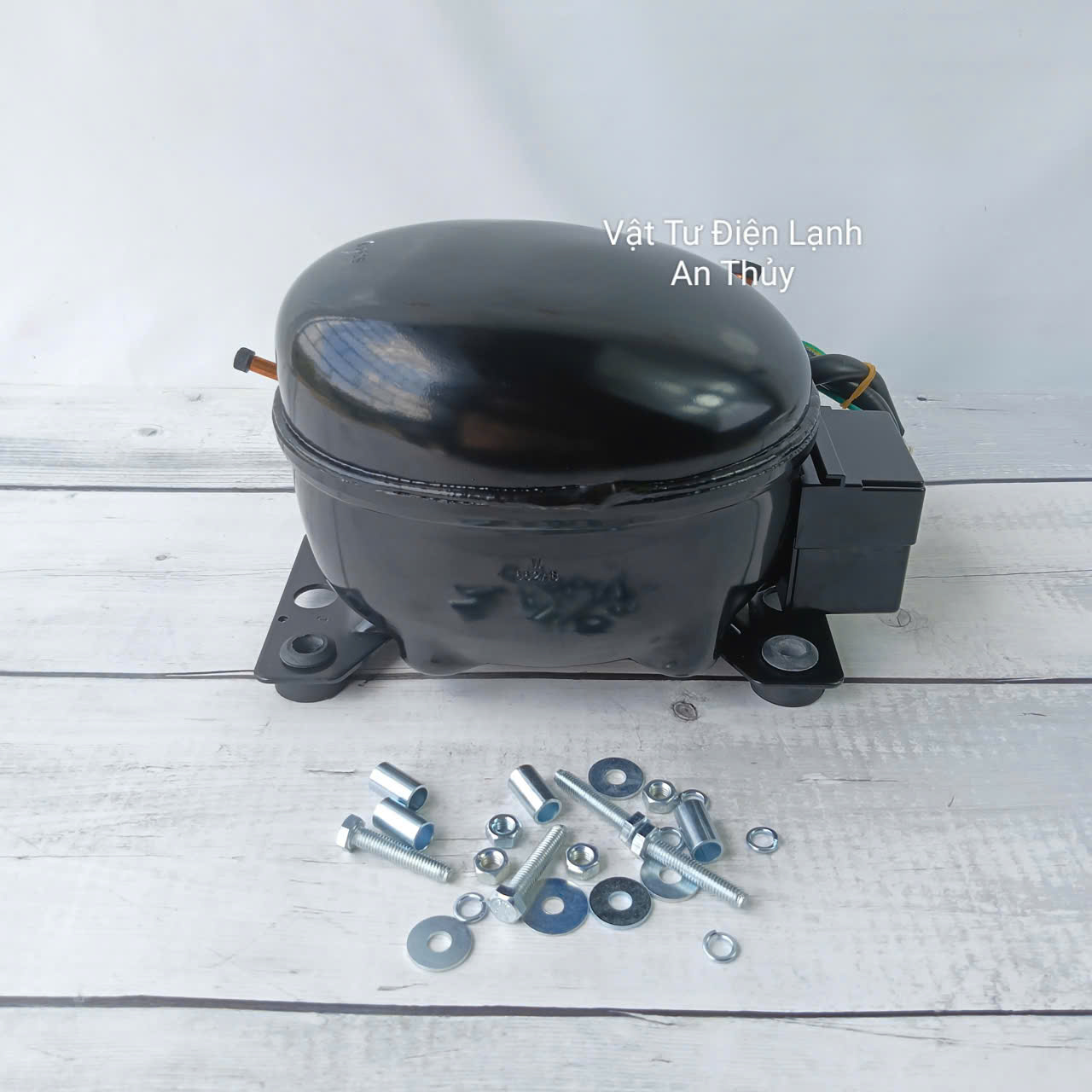 Block tủ lạnh VTD1113Y - Gas R600A Block tủ lạnh VTD1113Y - Gas R600A