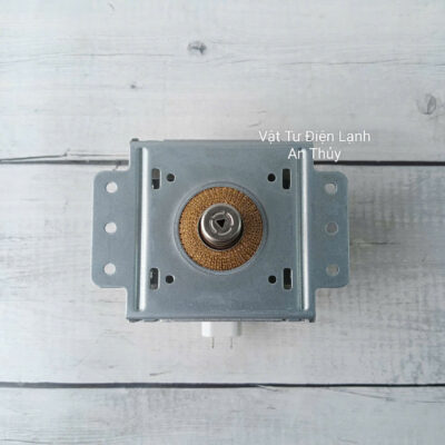 Đèn lò vi sóng nhỏ chân liền - khác hướng rắc cắm - cùng hướng sóng ( 6 sóng ) 220V ( 319J )