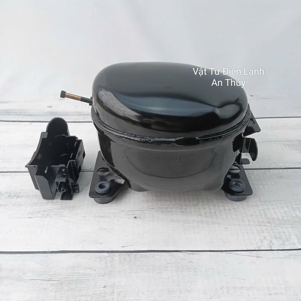 Block tủ lạnh Hitachi WL 14H29DAV - Gas R600A Block tủ lạnh Hitachi WL 14H29DAV - Gas R600A