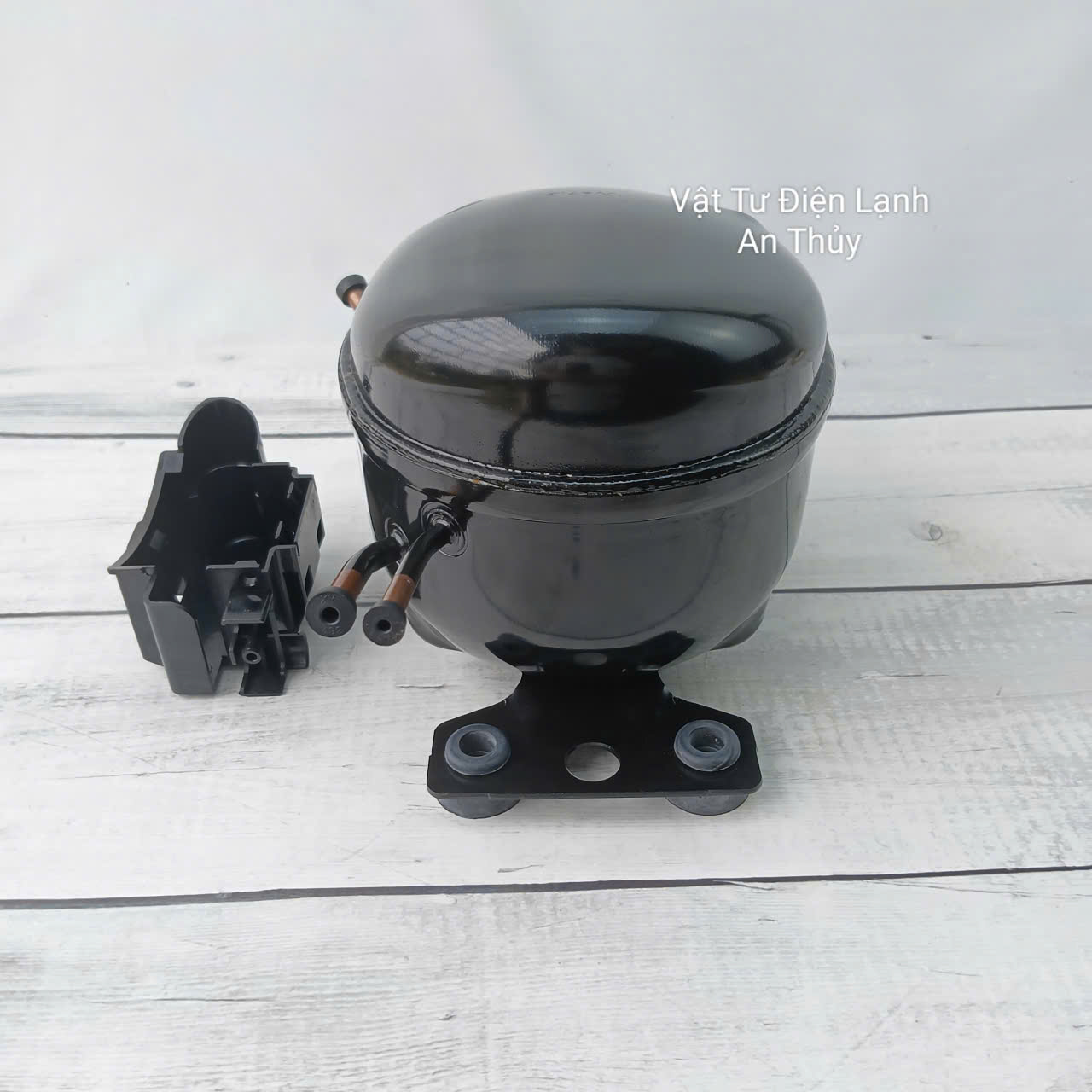 Block tủ lạnh Hitachi WL 14H29DAV - Gas R600A Block tủ lạnh Hitachi WL 14H29DAV - Gas R600A