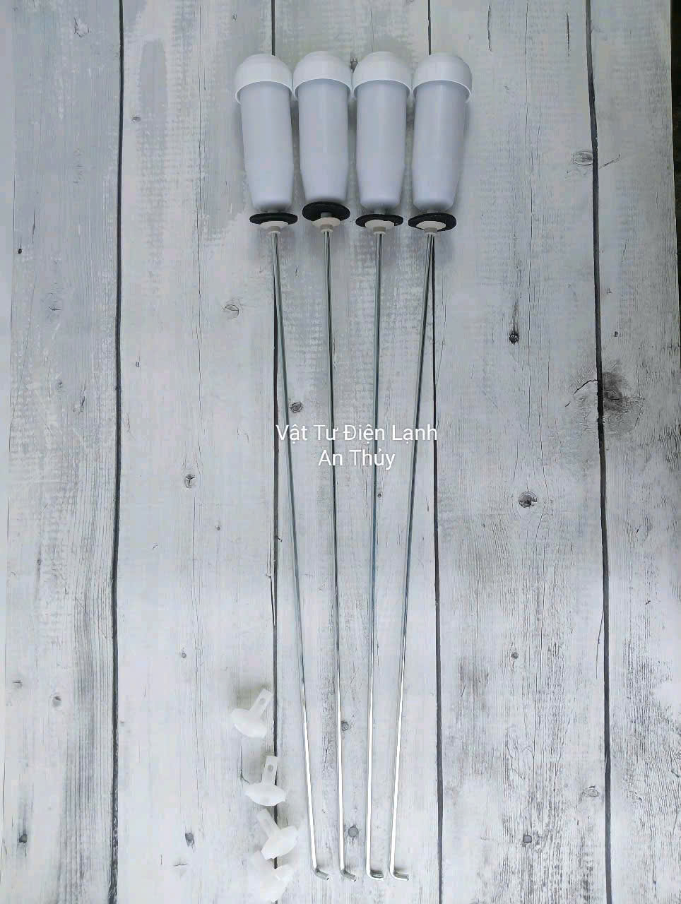 Ty treo lồng máy giặt SANYO từ 14kg đến 16kg dài 67cm Ty treo lồng máy giặt SANYO từ 14kg đến 16kg dài 67cm